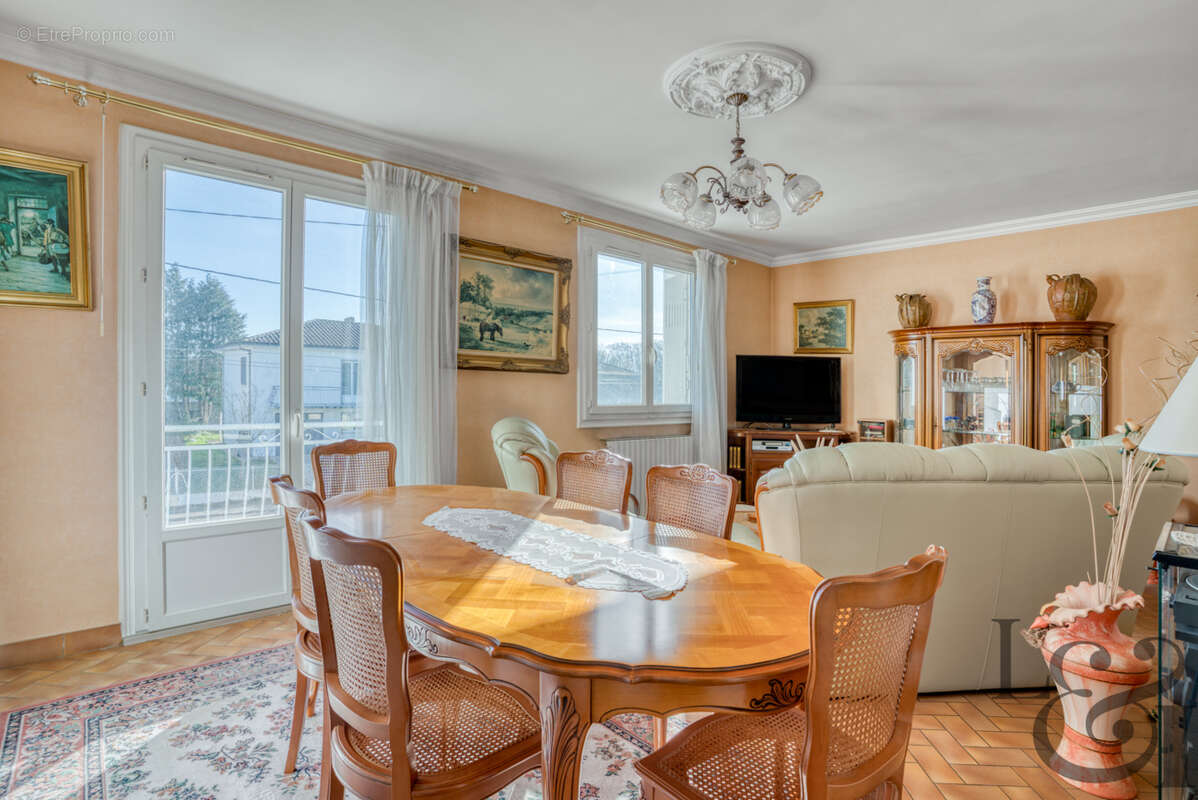 Maison à VILLENEUVE-SUR-LOT