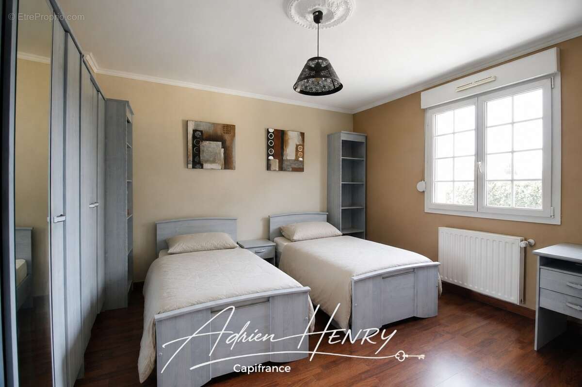 Maison à vendre 6 pièces HUSSIGNY GODBRANGE (54) - photo 7
