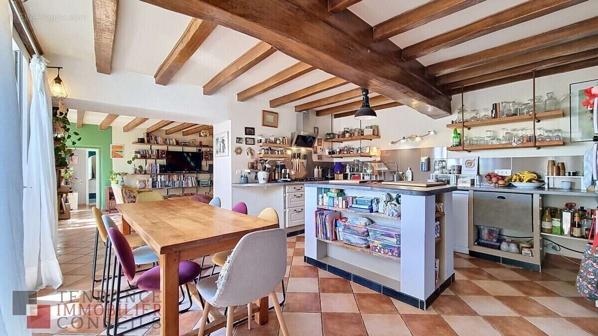 Maison à JULIENAS