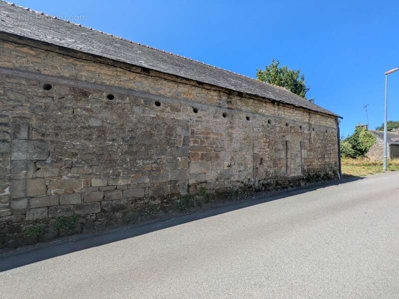 Guemene sur scorff longère de 180m² environ 3 pièces parcelle de 1087m² environ - photo 6