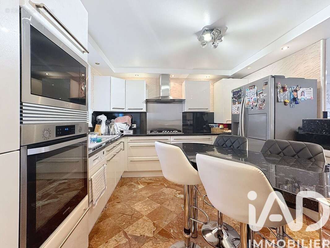 Photo 2 - Maison à MENUCOURT