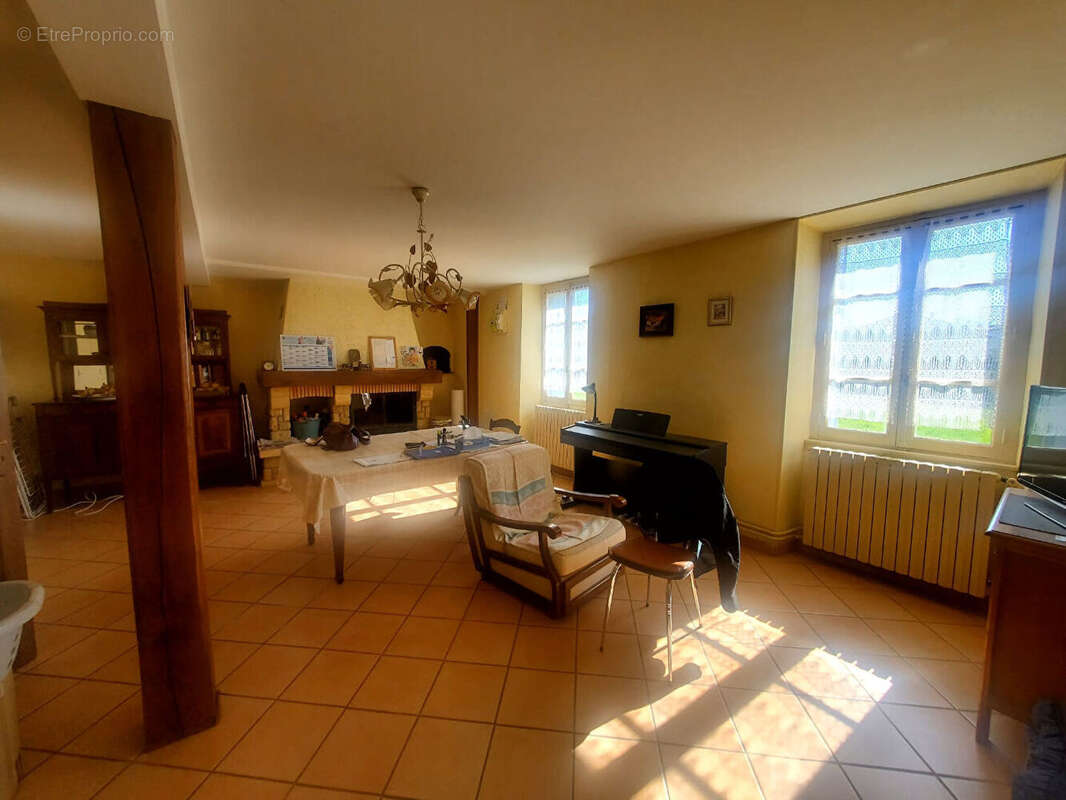 2 maisons dans la commune de caumont - photo 2