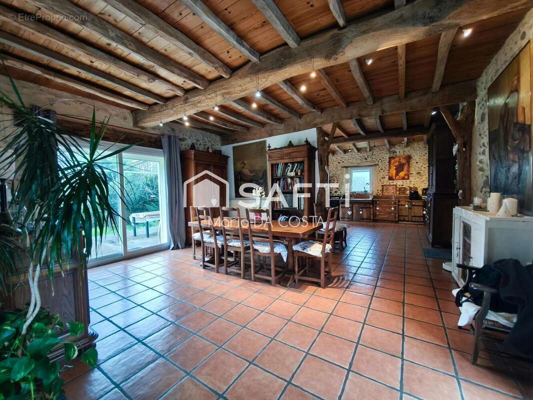 Photo 2 - Maison à MORLAAS