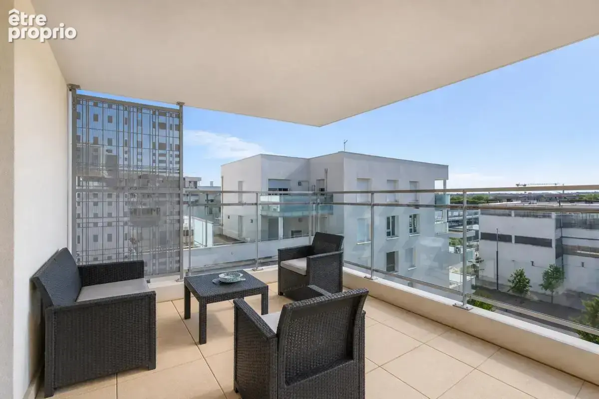 VENDU LOUÉ - 3 pièces de 63 m2, situé à Vaulx-en-Velin - photo 10