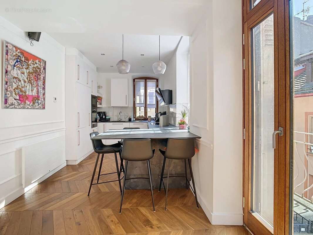 Appartement à EVIAN-LES-BAINS