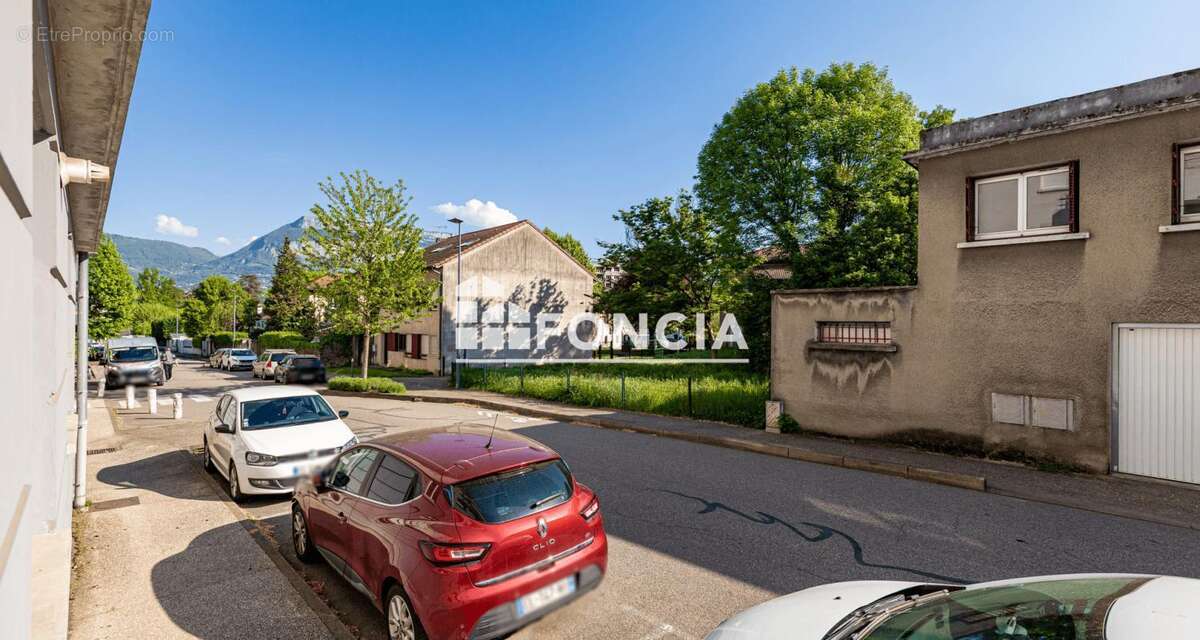 Appartement à GIERES