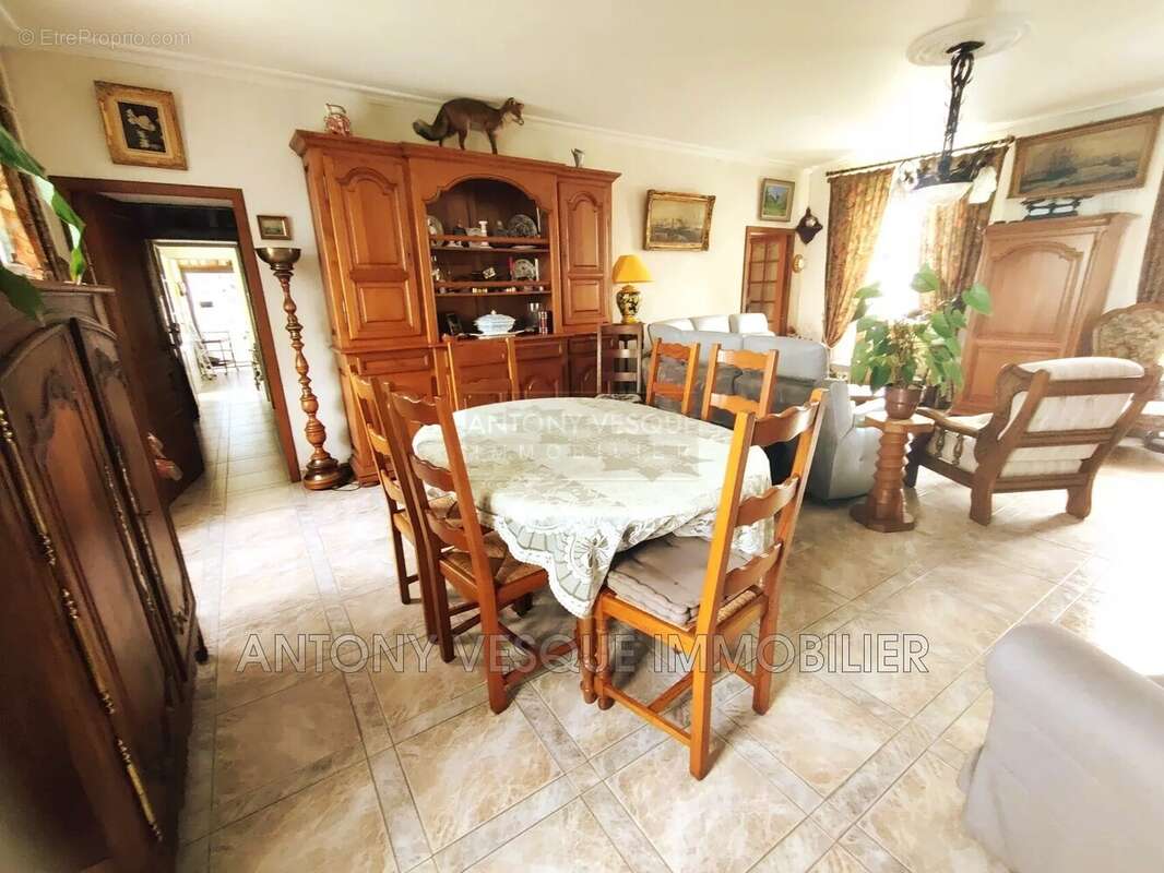 Maison à BLAINVILLE-SUR-MER