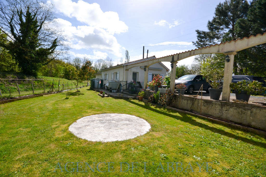 Maison à SAINTES