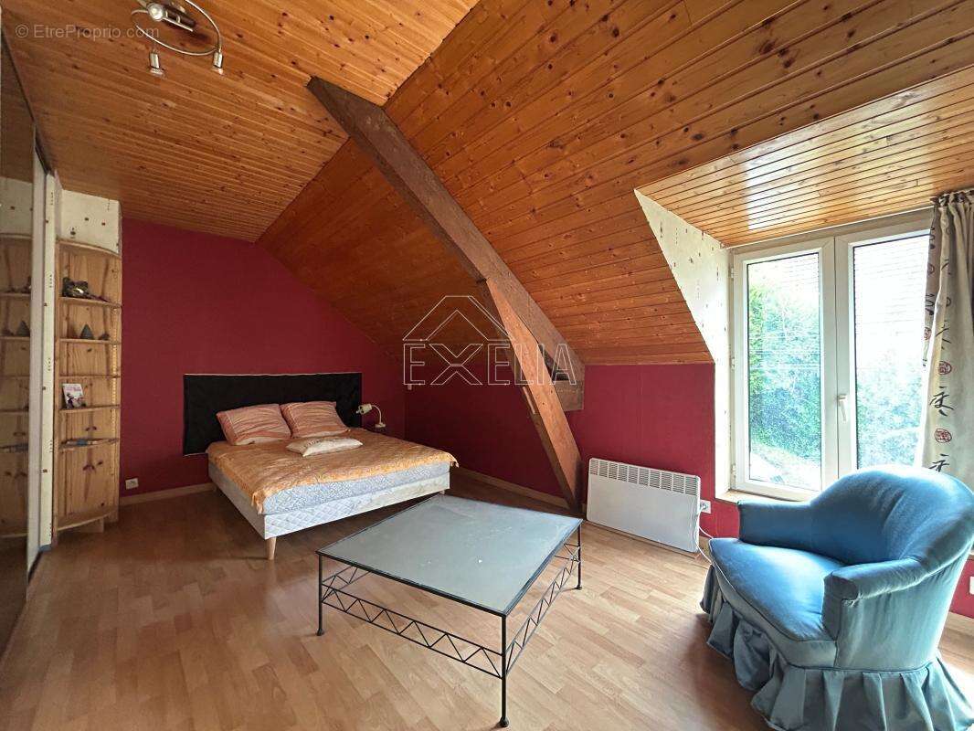 Corps de ferme 7 pièces 182 m² avec dépendances, grange et jardin 855 m² à Gommecourt - photo 22