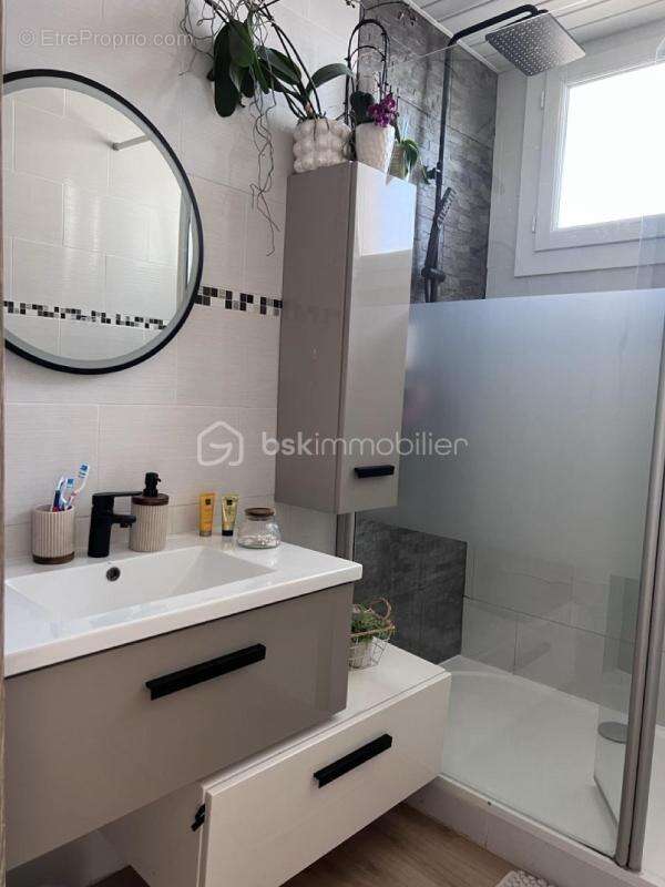 Appartement à FRONTIGNAN