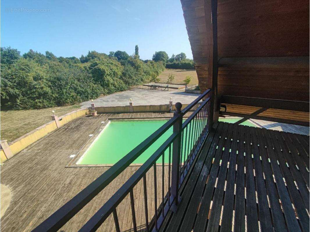 Maison à SAINT-OUEN-DE-MIMBRE