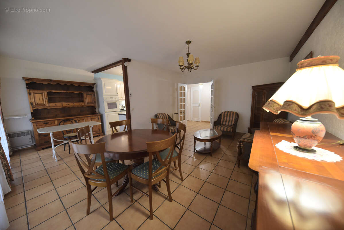 Appartement à VAIRES-SUR-MARNE