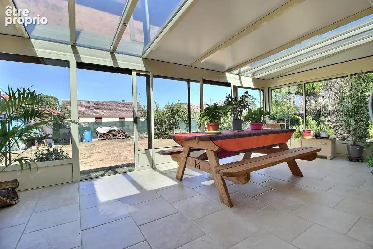 Maison individuelle, 4 chambres sur sous-sol total avec jardin - photo 8