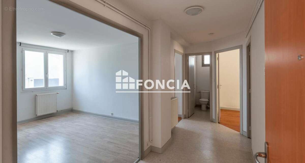 À VENDRE – Appartement T3 en bon état – Quartier Montplaisir - photo 6