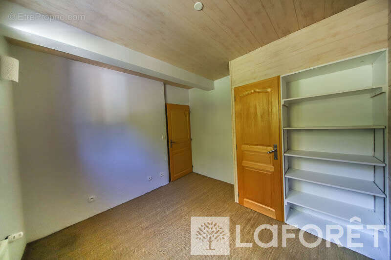 Appartement à PRUNIERES