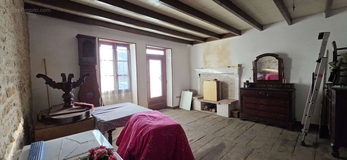 Maison à SAINT-CLAUD