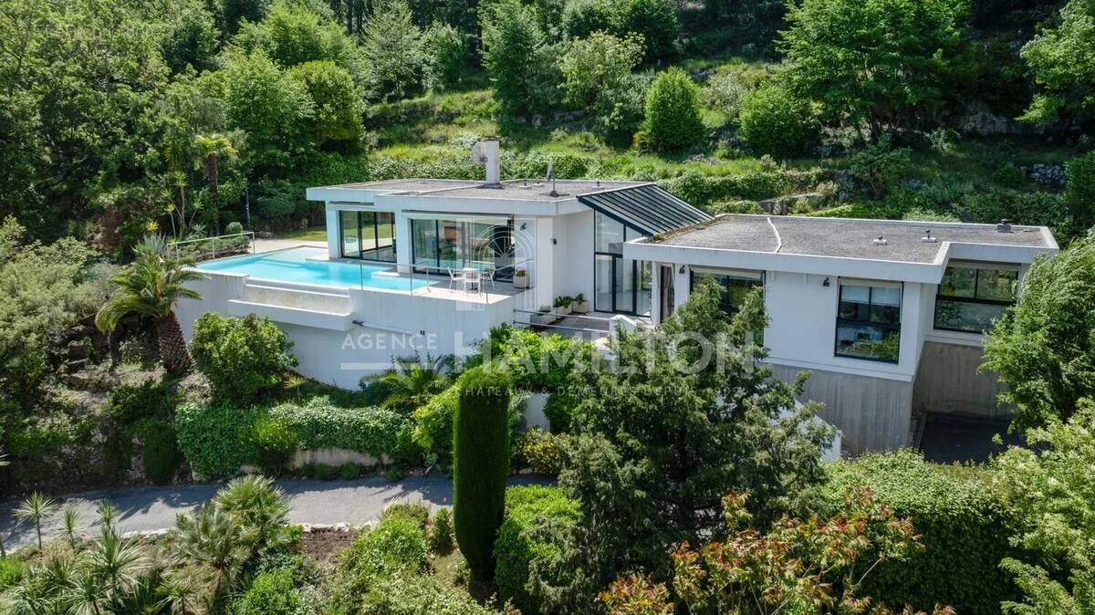 Maison à LE ROURET