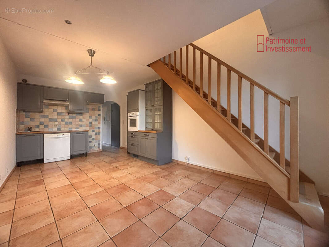 Appartement à COGOLIN