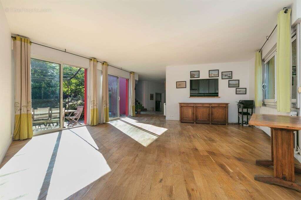 Maison à SAINT-CLOUD