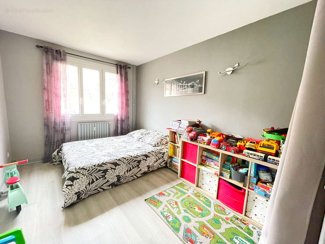 Appartement à IRIGNY