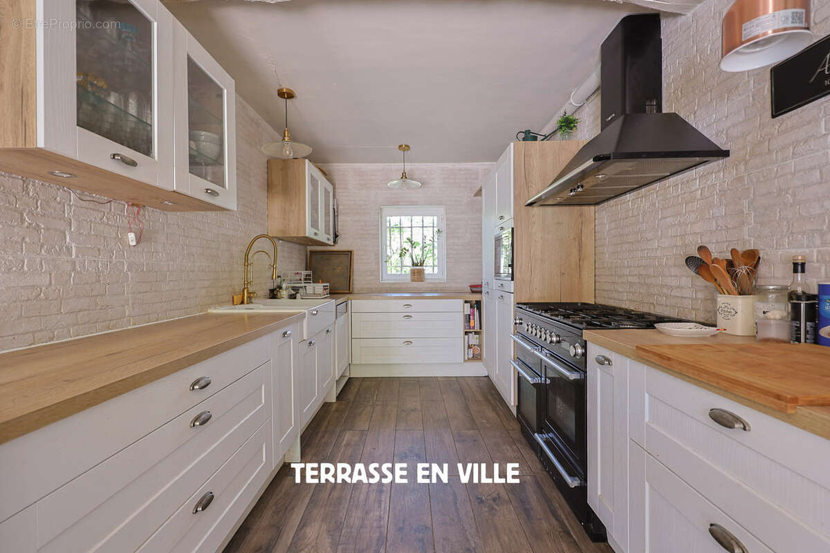 Appartement à EVENOS