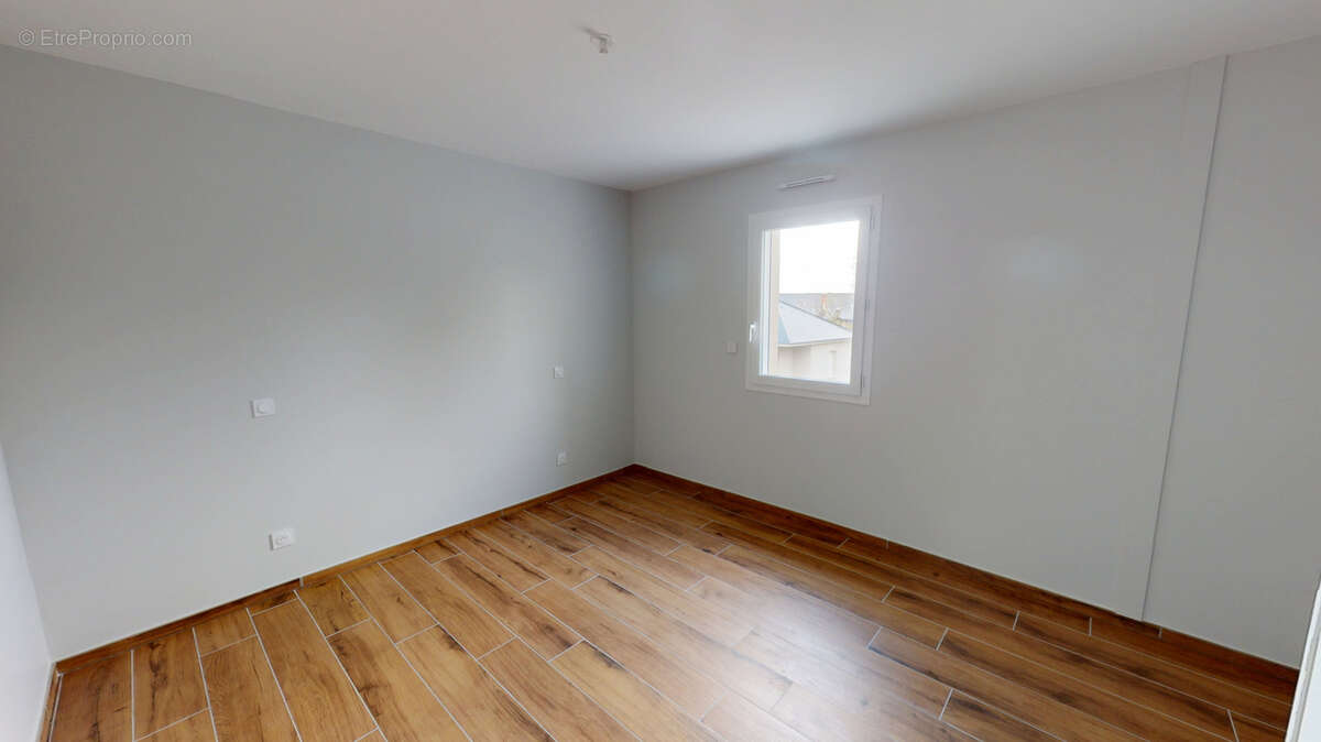 Maison à RIEUPEYROUX