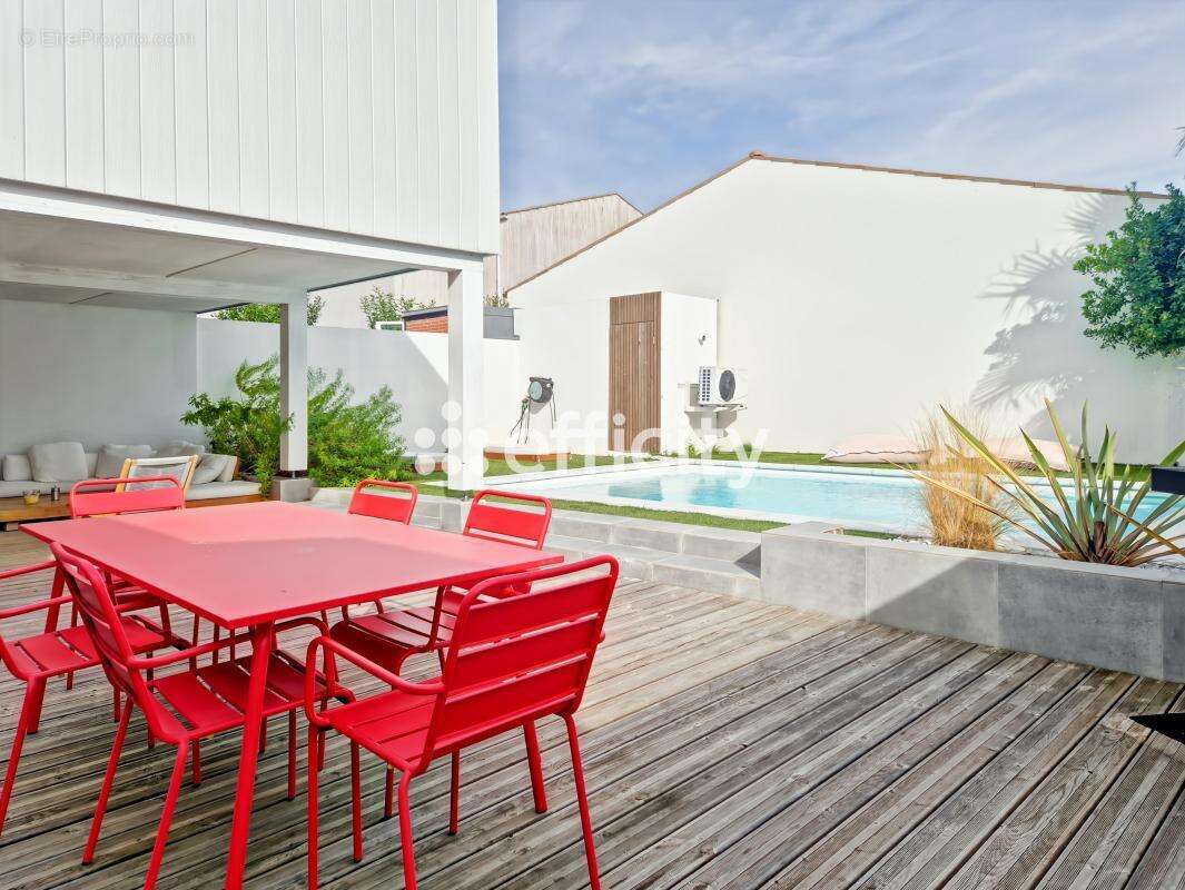 Maison à ANGOULINS