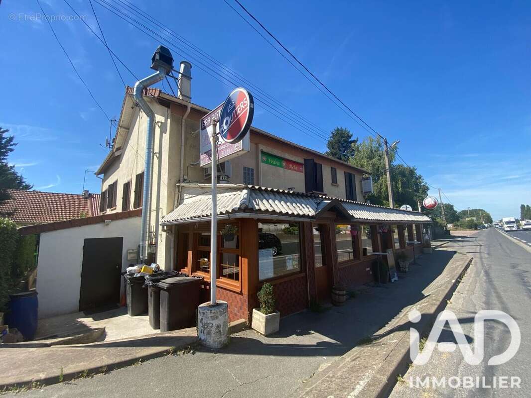 Commerce 400 m² à Boissy-Sous-Saint-Yon  - photo 8