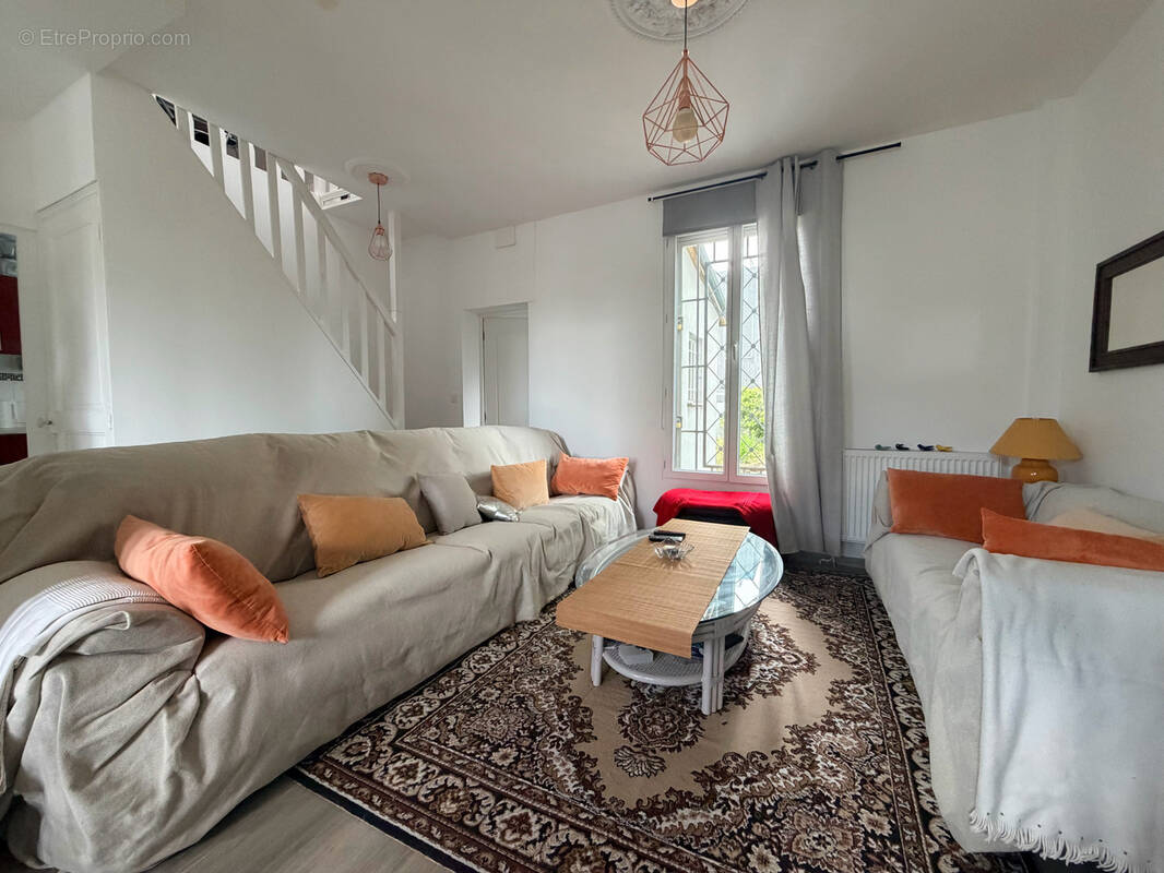 Maison à BOBIGNY