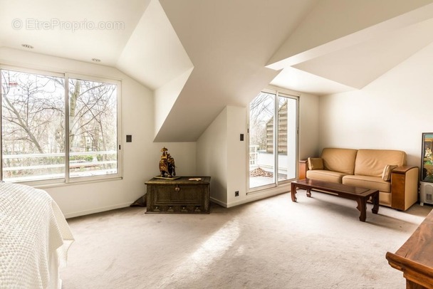 Maison à NEUILLY-SUR-SEINE