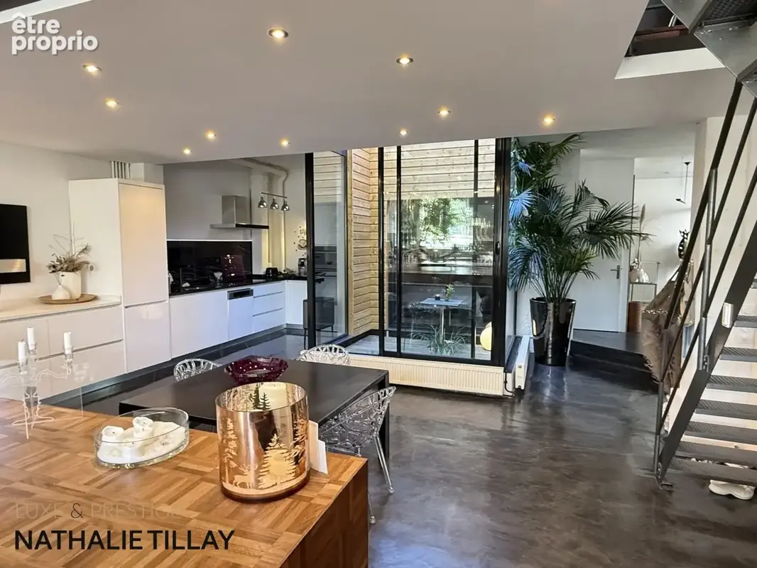 Orleans hyper centre, appartement loft à vendre. Patio interieur. Terrasse a ciel ouvert , salle de sport , garage. Unique - photo 10