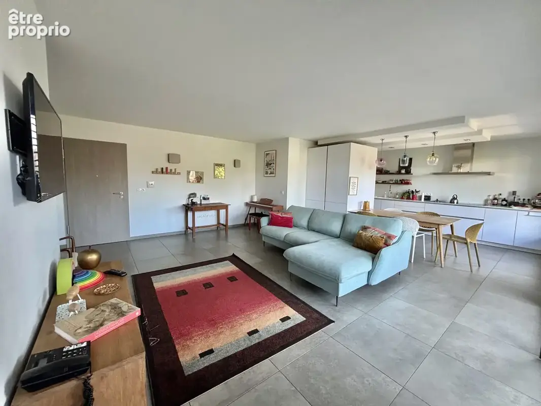 Avenue maurice faure   t3 de standing 98 m2   terrasse -  vue crussol   double garage - photo 4