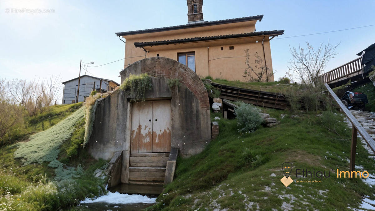 Maison à VILLE-SOUS-LA-FERTE