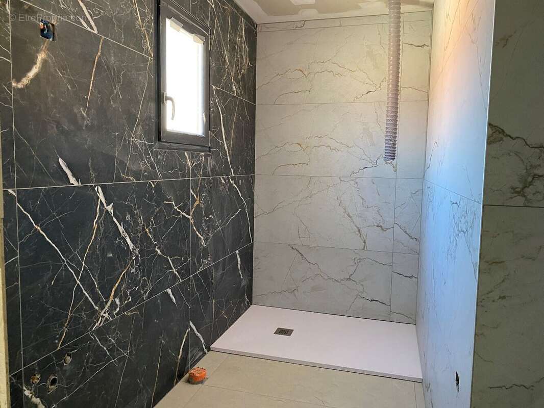 Maison à NEZIGNAN-L&#039;EVEQUE