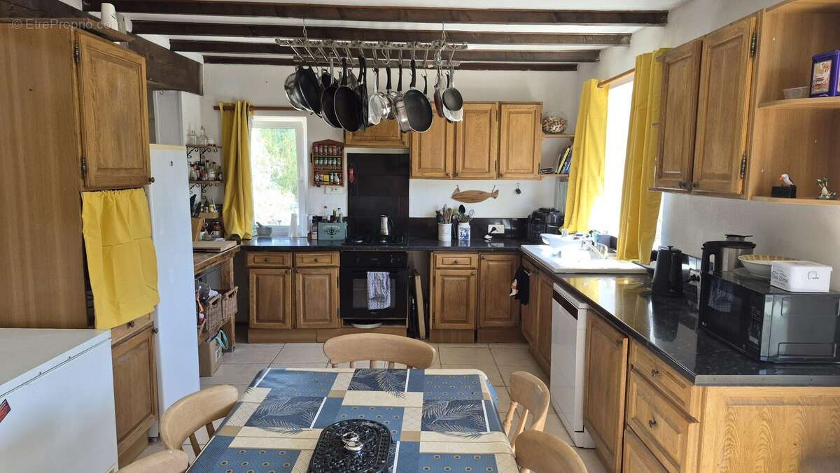 Maison 180 m² à Nere  - photo 6