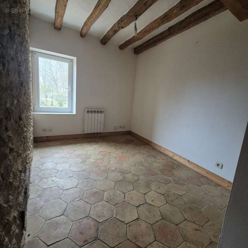 Maison à SAVIGNE-L'EVEQUE