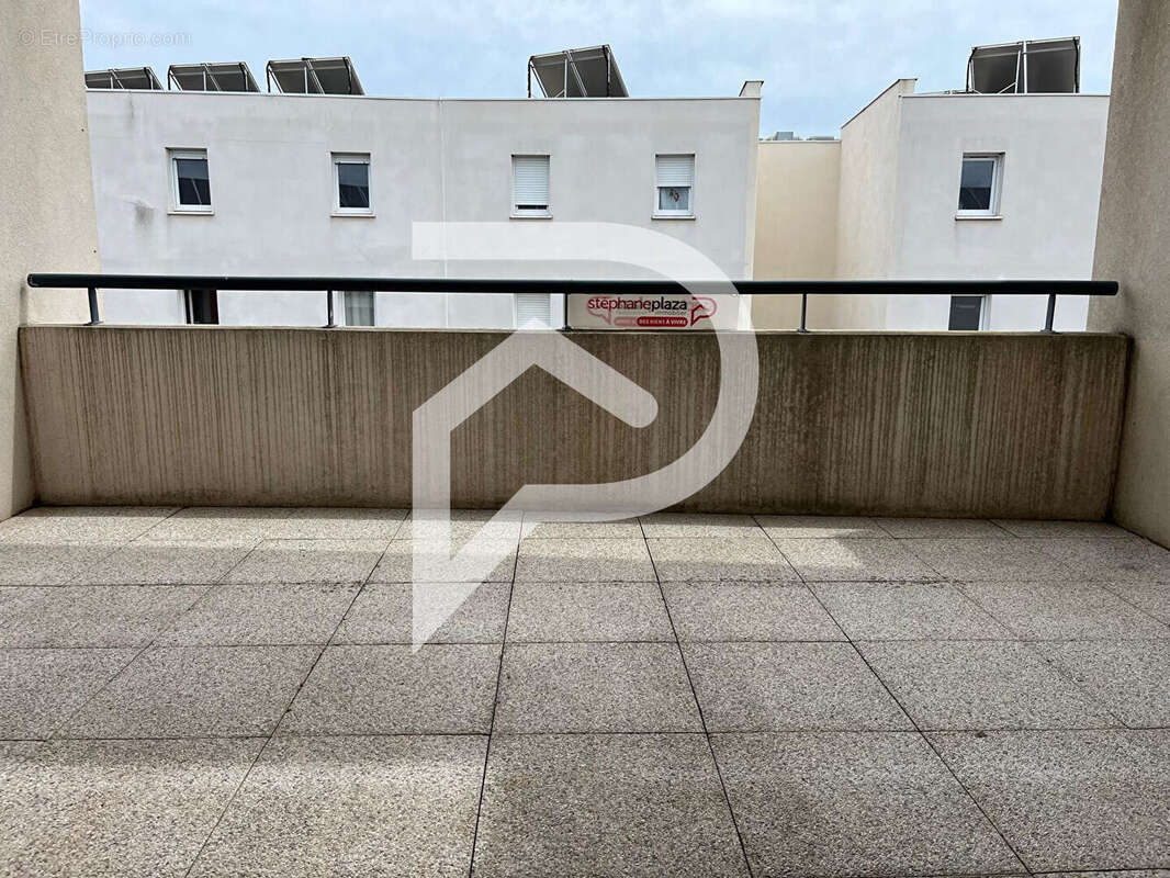 Agde capiscol -appartement t3 traversant 67 m² - double terrasse -double stationnement - photo 9