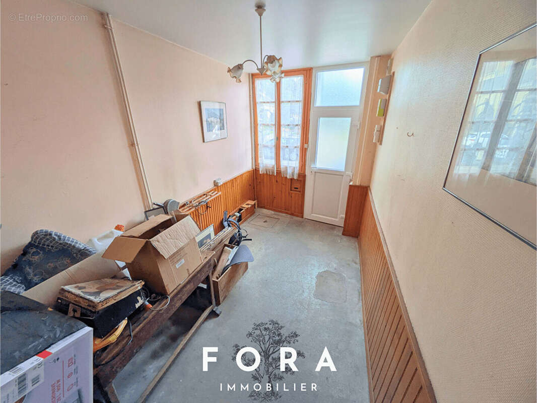 Maison à CONDE-SUR-NOIREAU