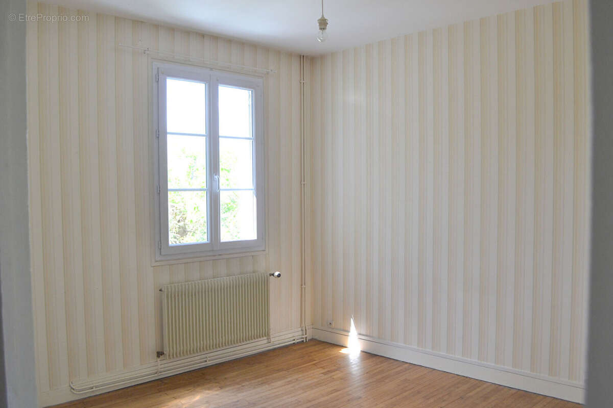 Maison à CHATELLERAULT