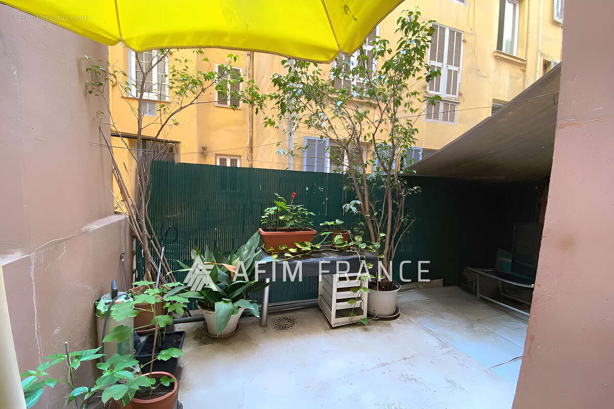 Appartement à BEAUSOLEIL