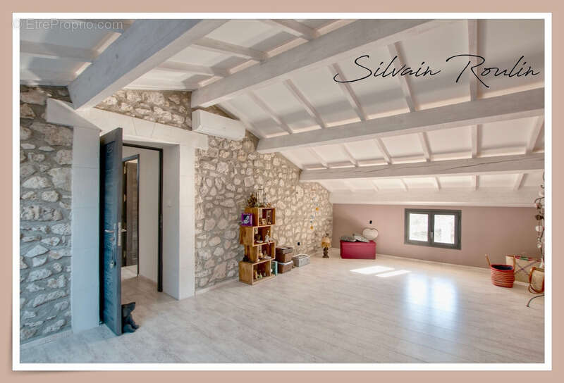 Maison à MALATAVERNE