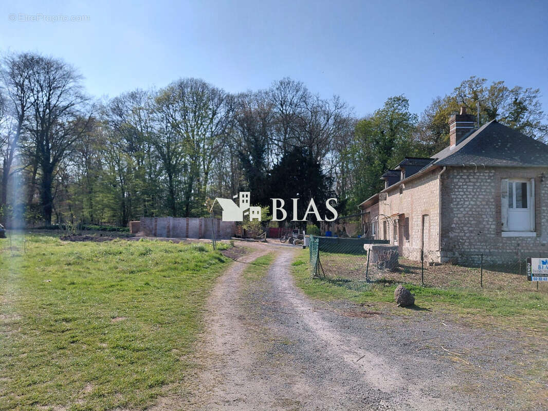 Appartement à BOURG-ACHARD