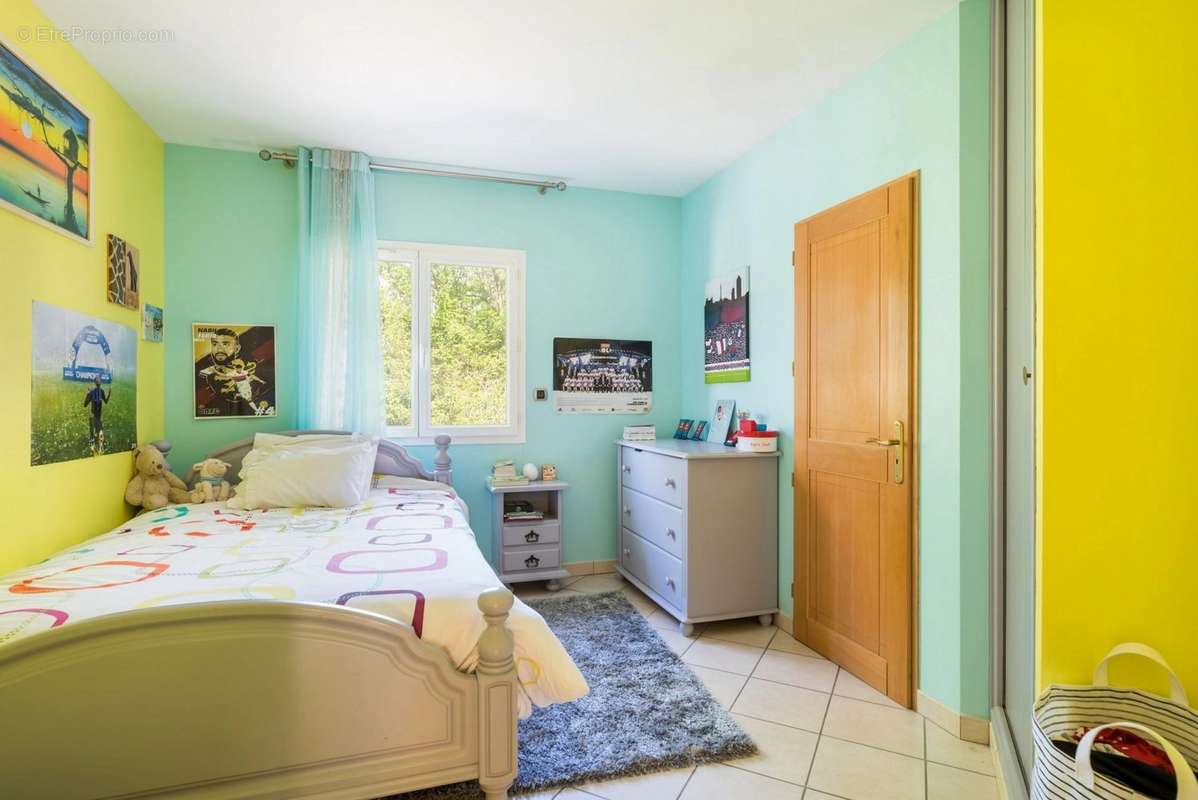 Maison à SAINT-BONNET-DE-MURE