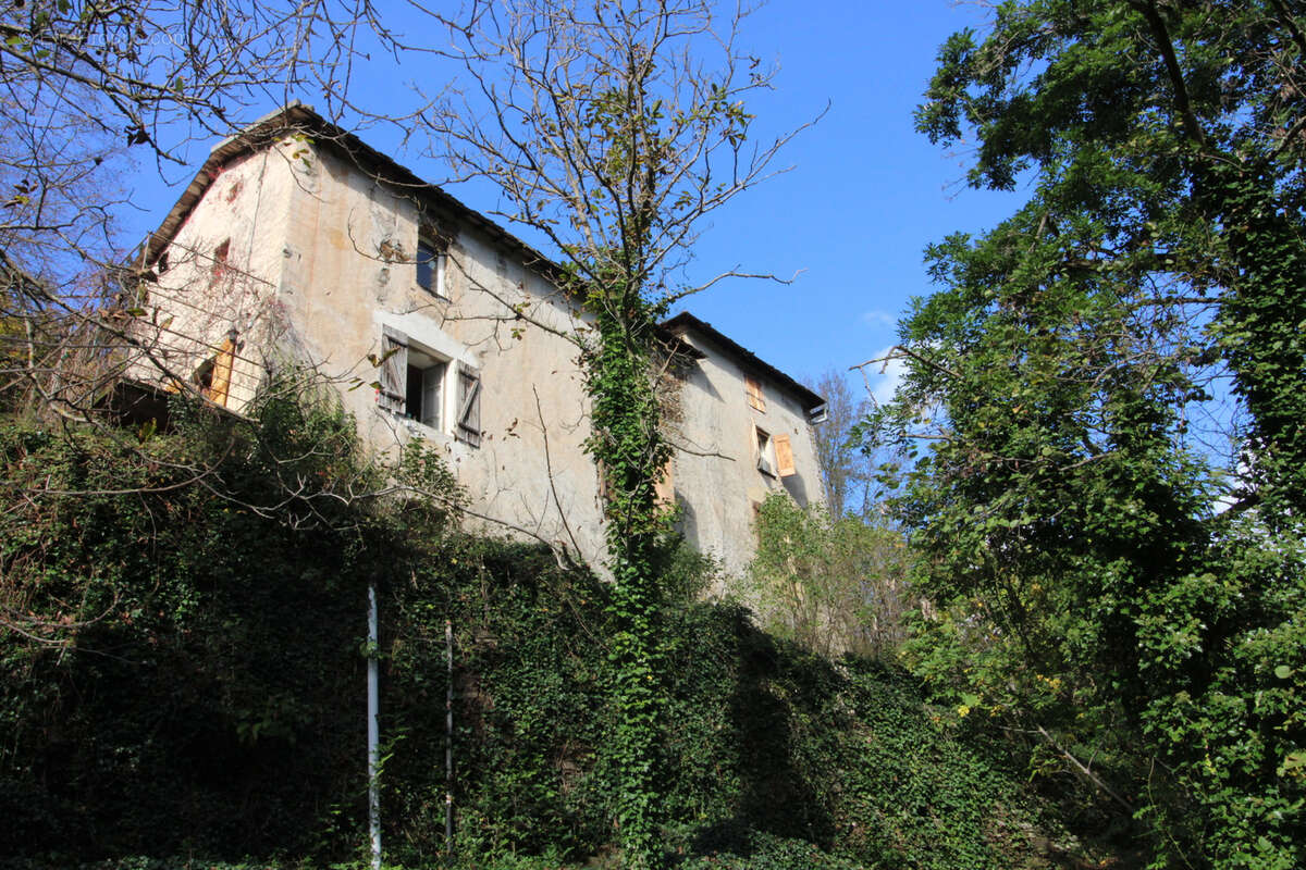 Maison à SAUMANE