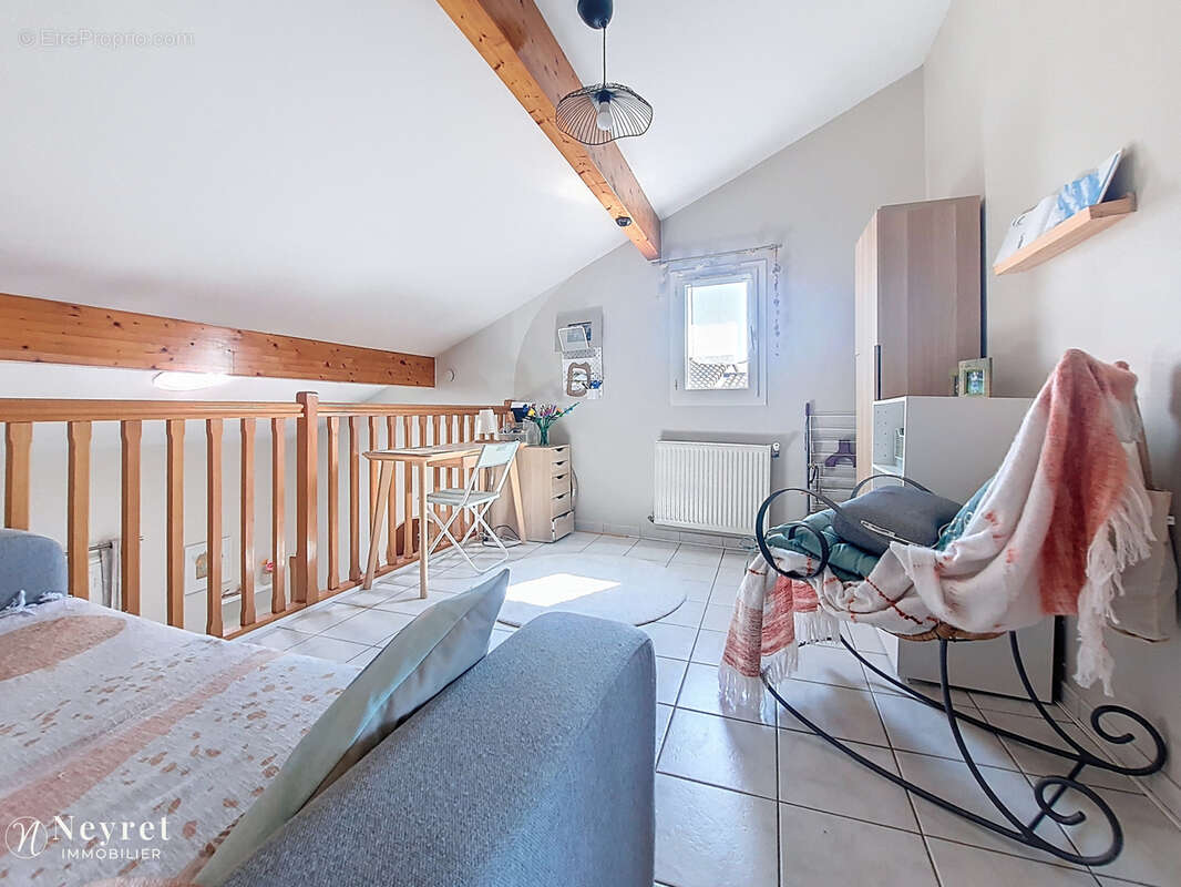 Saint-symphorien-d’ozon   maison atypique de 100 m2   3 chambres + bureau - photo 8