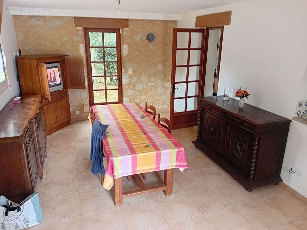 Maison 134 m² à Escource  - photo 7
