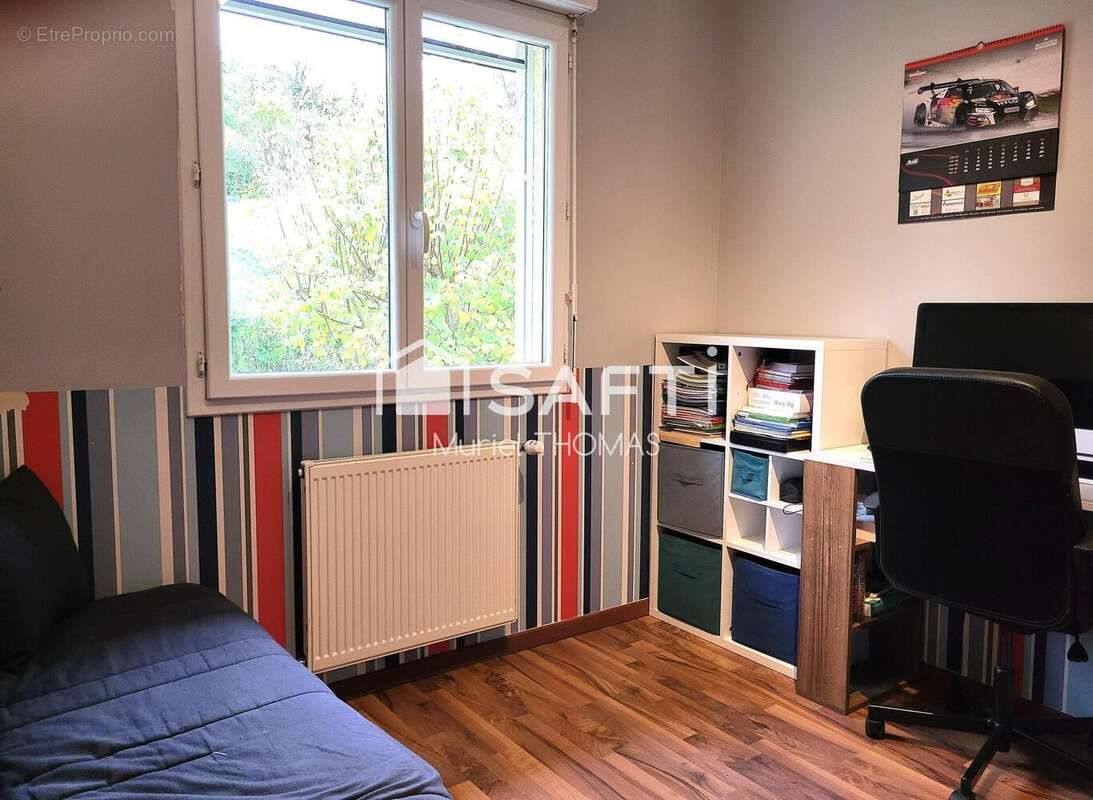 Photo 8 - Maison à NIVOLAS-VERMELLE