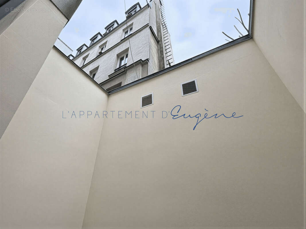 Appartement à PARIS-18E