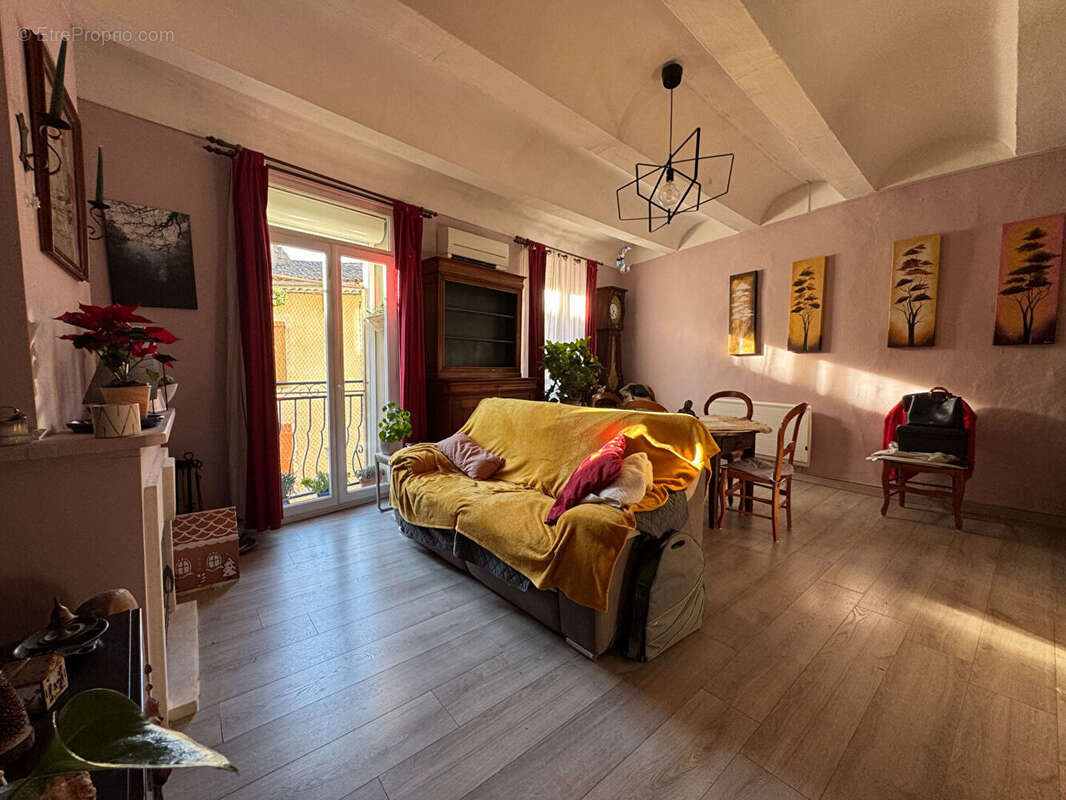 Appartement à GANGES