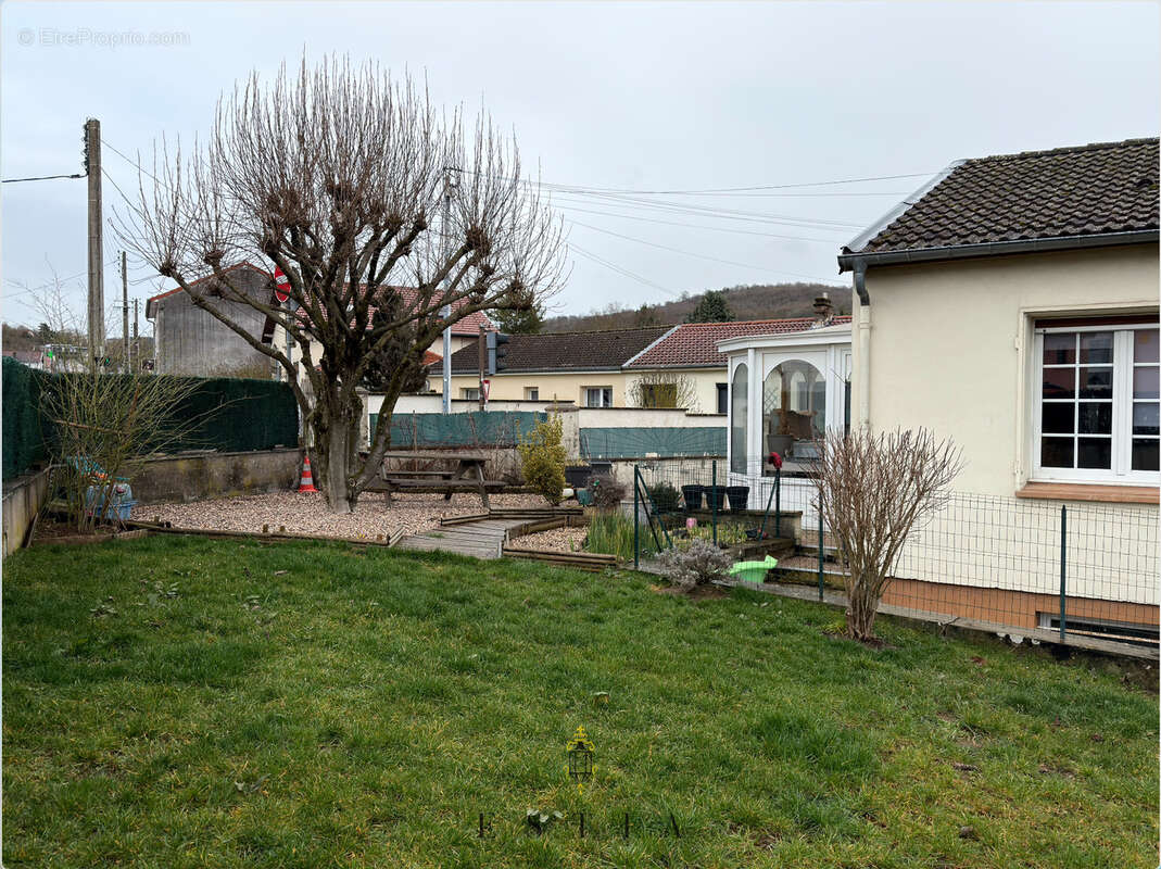 Maison à NEUVES-MAISONS